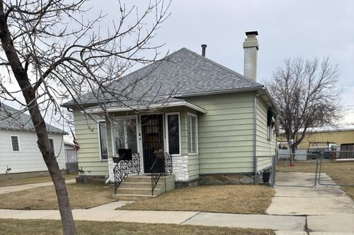 114 W 4th St, Sheridan, WY, 82801-3646 | Card Image