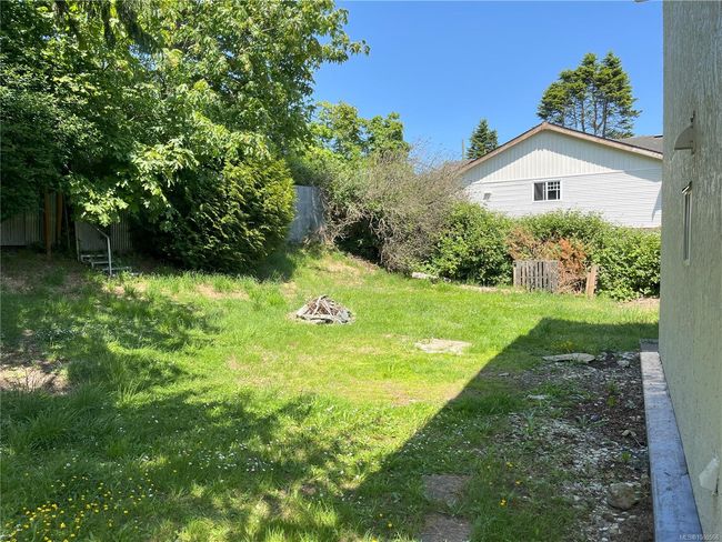 6558 Lanark Rd, House other with 5 bedrooms, 2 bathrooms and 5 parking in Sooke BC | Image 19