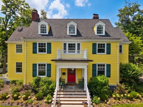 48 Edgemont Rd, Montclair, NJ, 07042-2305 | Card Image