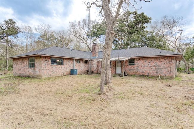 21072 N Highway 36, House other with 4 bedrooms, 3 bathrooms and 2 parking in Brazoria TX | Image 34