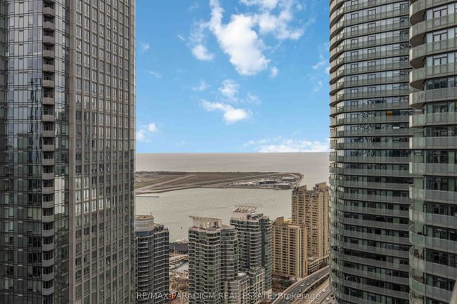 4209 - 55 Bremner Blvd, Condo with 1 bedrooms, 1 bathrooms and null parking in Toronto ON | Image 28
