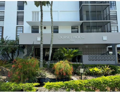 b805-2500 Ne 135th St, North Miami, FL, 33181-3591 | Card Image
