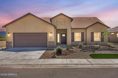6542 Swan Street, Las Cruces, NM, 88012 | Card Image