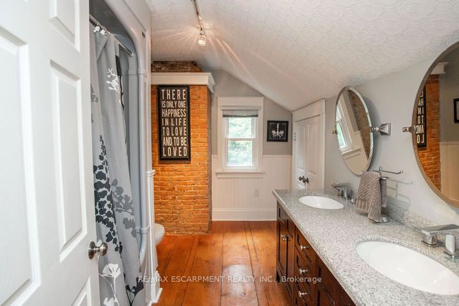 154 Dundas St E, House other with 3 bedrooms, 2 bathrooms and 6 parking in Dundas ON | Image 28