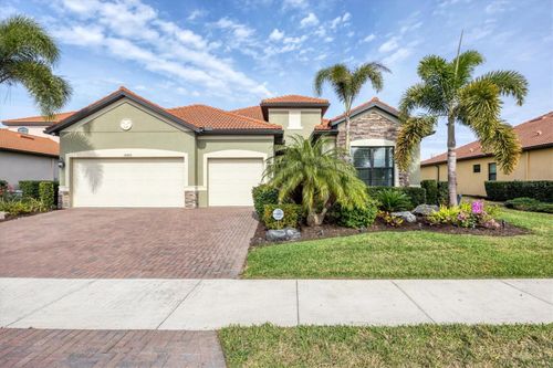10805 Whisk Fern Dr, VENICE, FL, 34293-2768 | Card Image
