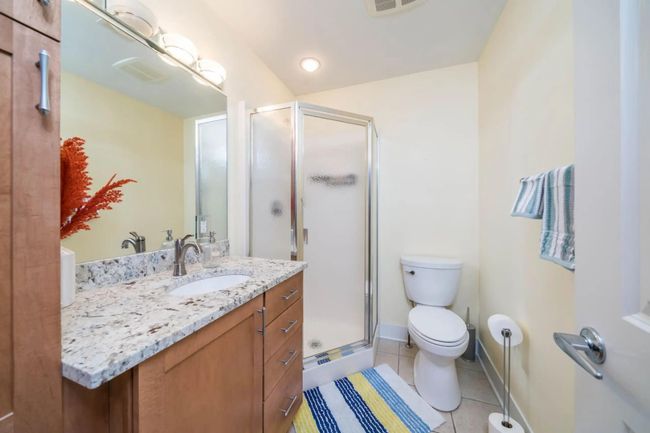 Bathroom 2 | Image 15