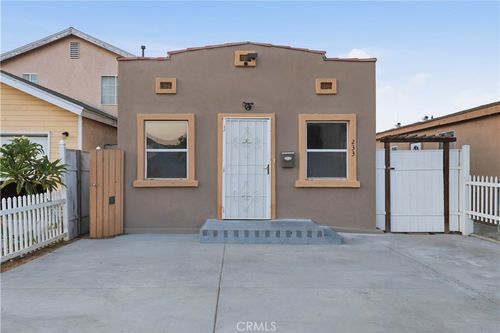233 E Louise St, Long Beach, CA, 90805 | Card Image