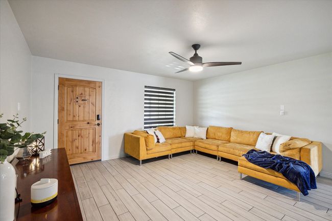 2100 Rockmoor Dr, House other with 3 bedrooms, 2 bathrooms and null parking in Edgecliff Village TX | Image 6