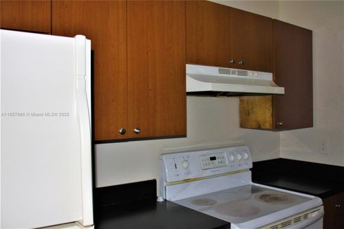 apt-2b-2922 Nw 55th Ave, Lauderhill, FL, 33313-1431 | Card Image