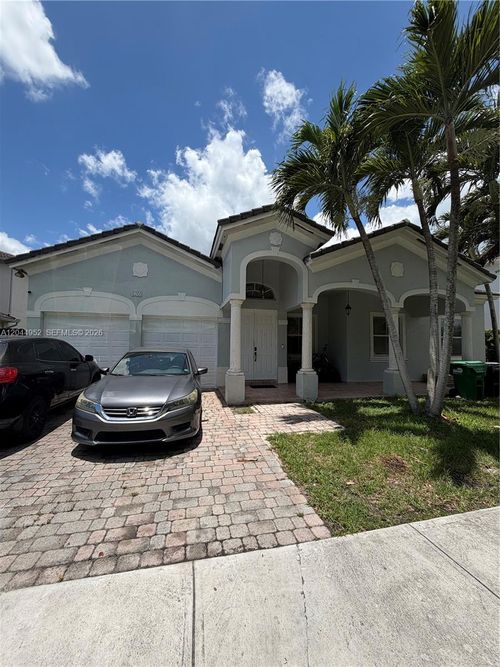 8208 Sw 166th Place, Miami, FL, 33193 | Card Image