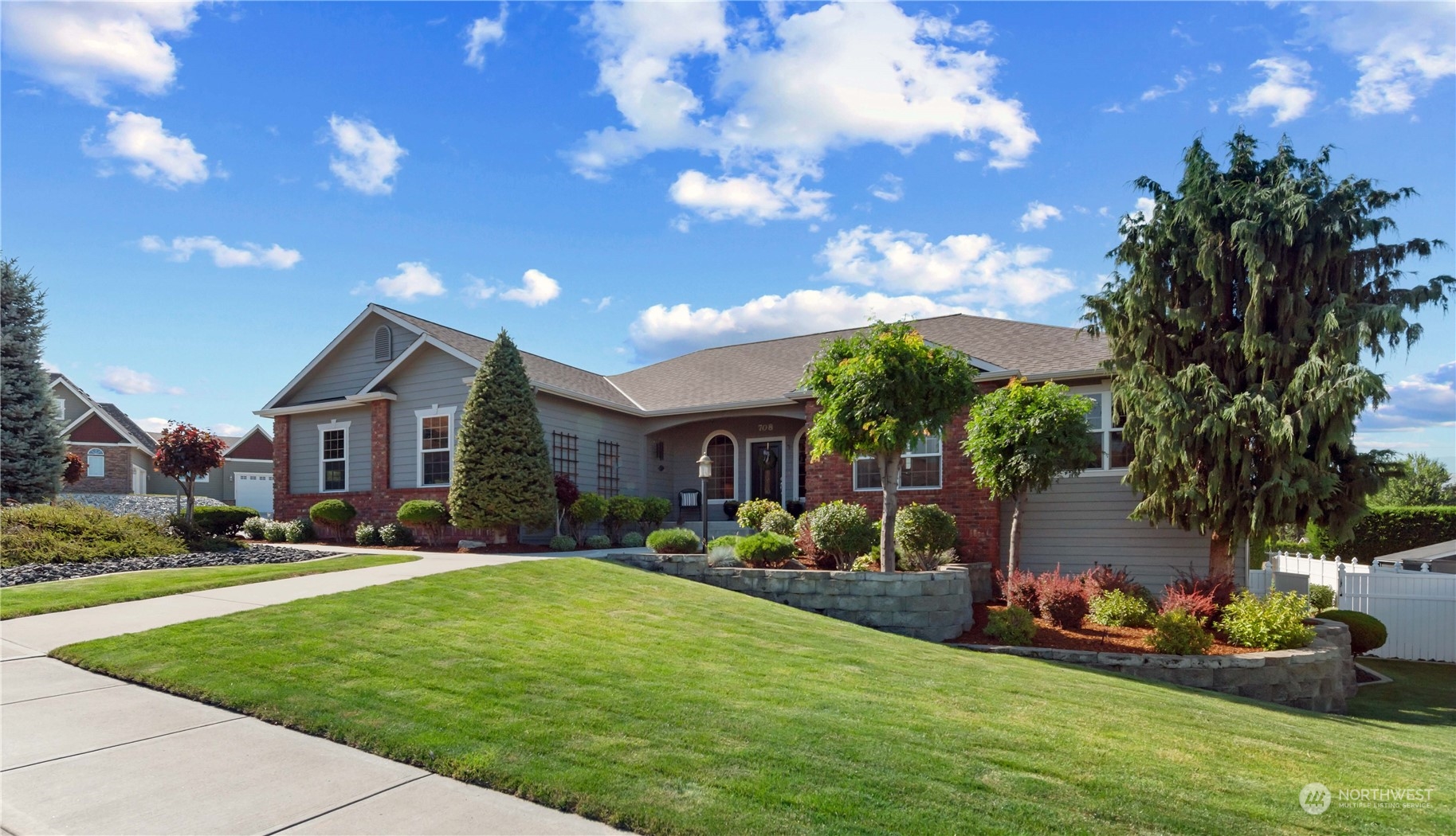 Clarissa Ln, East Wenatchee, WA 98802