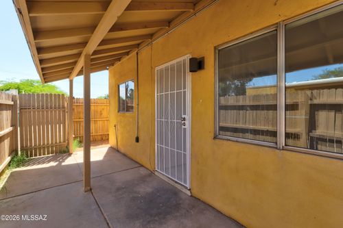 5813 E 23rd St, Tucson, AZ, 85711-5503 | Card Image