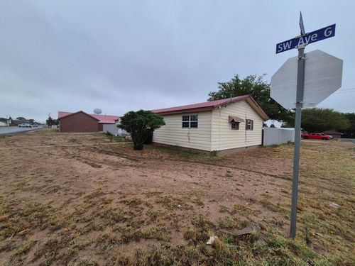 909 Sw Avenue G, Seminole, TX, 79360 | Card Image