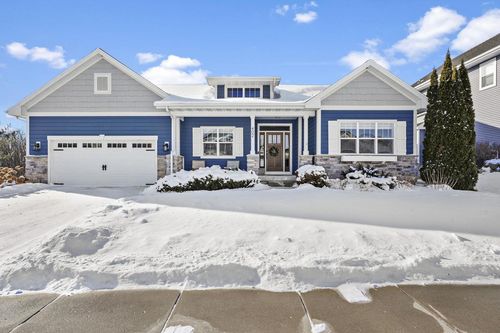 402 Burnt Sienna Dr, Middleton, WI, 53562-9100 | Card Image