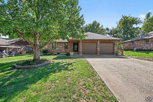 3901 39th St, Topeka, KS, 66610-1150 | Card Image