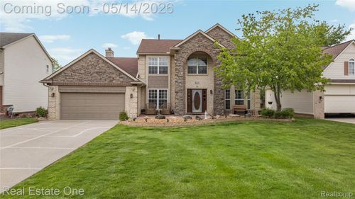 865 Drakeshire Dr, Commerce Township, MI, 48390-2984 | Card Image