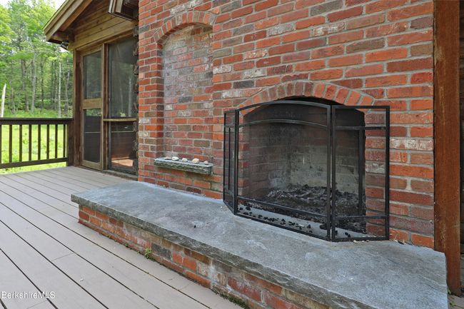 235 Algerie Rd, House other with 3 bedrooms, 3 bathrooms and null parking in Becket MA | Image 4
