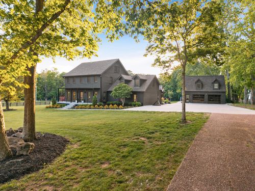2031 Maple Ln, Franklin, TN, 37067-8123 | Card Image