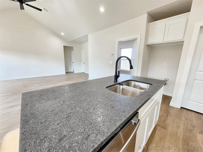 890 E Harlan Dr, House other with 3 bedrooms, 2 bathrooms and null parking in Tahlequah OK | Image 10
