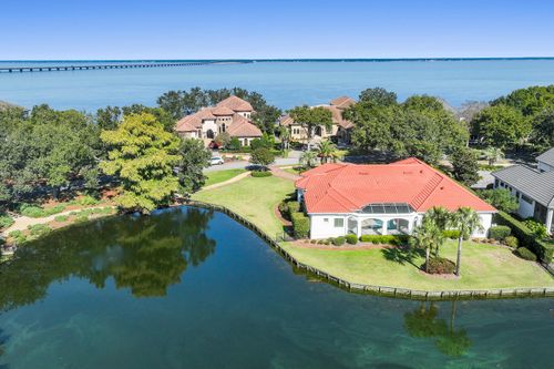 459 Captains Cir, Destin, FL, 32541-5307 | Card Image