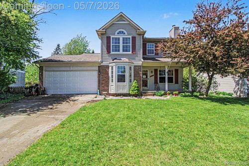 7843 Briarbrook Dr, Ypsilanti, MI, 48197-9406 | Card Image