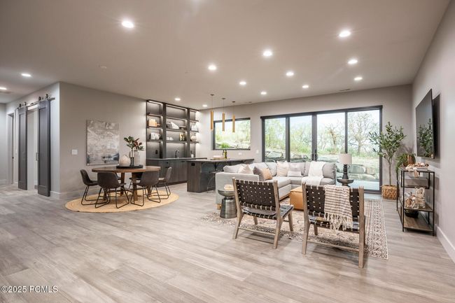 1817 W Skyridge Dr, Home with 5 bedrooms, 6 bathrooms and null parking in Mayflower Mnt UT | Image 34
