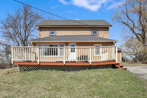 7550 Town Line Rd, West Bend, WI, 53090-9316 | Card Image