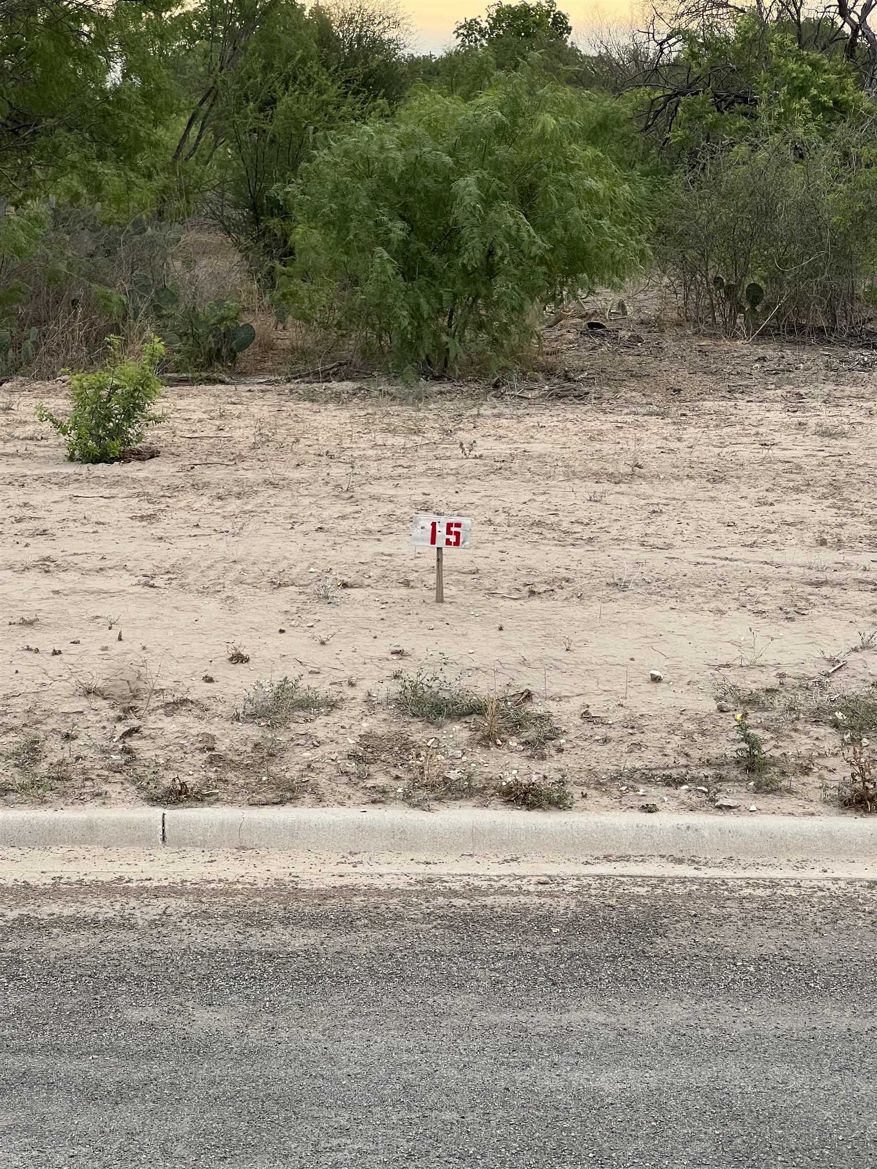 Land in Del Rio 2