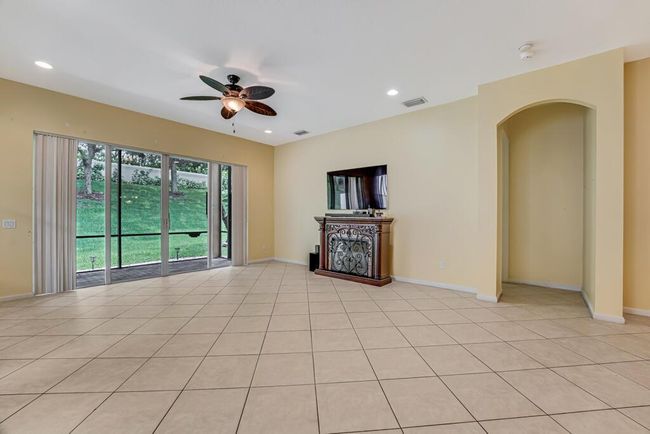 7562 Starfish Reef Ln, House other with 3 bedrooms, 2 bathrooms and null parking in Lake Worth FL | Image 62