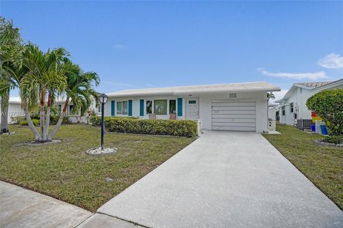 1806 Sw 18th St, Boynton Beach, FL, 33426-6416 | Card Image