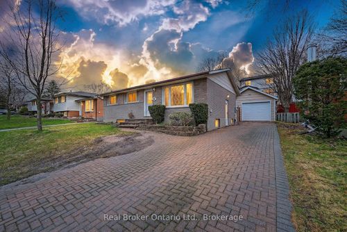 411 Lampman Pl, Woodstock, ON, N4S3S9 | Card Image