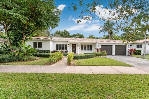 426 Hardee Rd, Coral Gables, FL, 33146-3555 | Card Image
