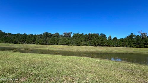713 Edgeside Dr Se, Bolivia, NC, 28422-7479 | Card Image