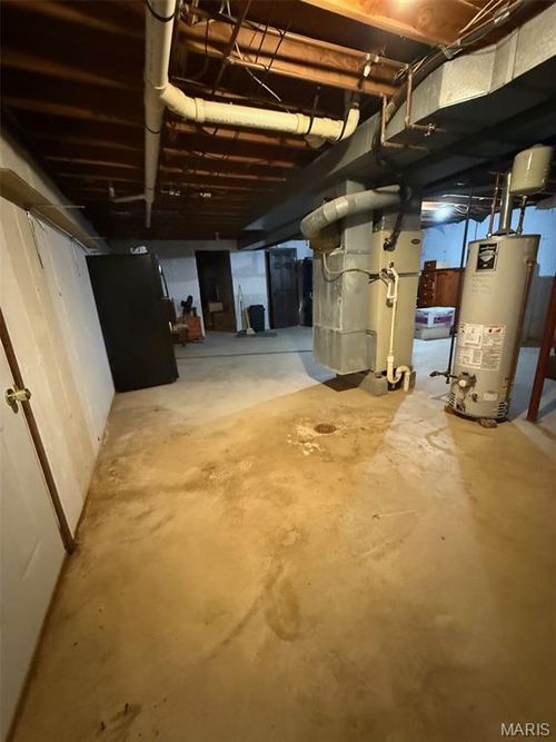 645 Il 185, Vandalia, IL, 62471-3443 | Card Image