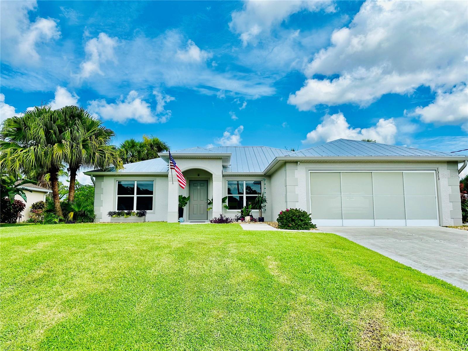 Koltenborn Rd, North Port, FL 34288