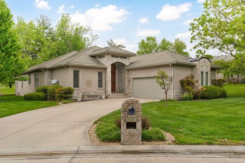 3901 E Villa Way, Springfield, MO, 65809-4616 | Card Image