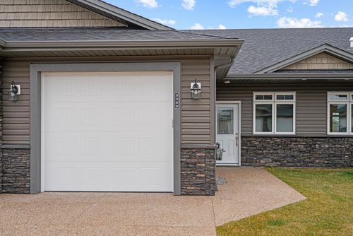 3304 50a St Close, Camrose, AB, T4V5K9 | Card Image