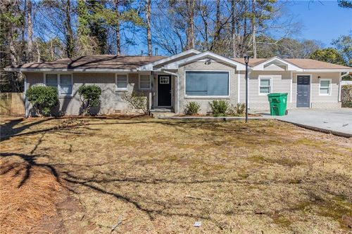 3716 Loren Dr, Decatur, GA, 30032-3121 | Card Image