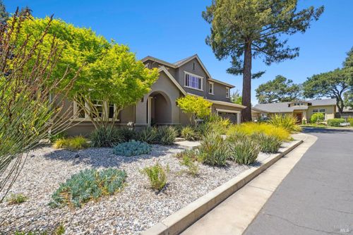 2108 Lincoln Ave, Napa, CA, 94558-5543 | Card Image