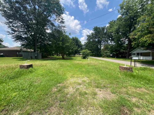 303 Washington St, Ward, AR, 72176-8019 | Card Image