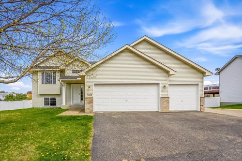 1136 Pioneer Trl Se, Cambridge, MN, 55008-2193 | Card Image