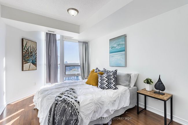 907 - 9 George St N, Condo with 2 bedrooms, 1 bathrooms and null parking in Brampton ON | Image 18