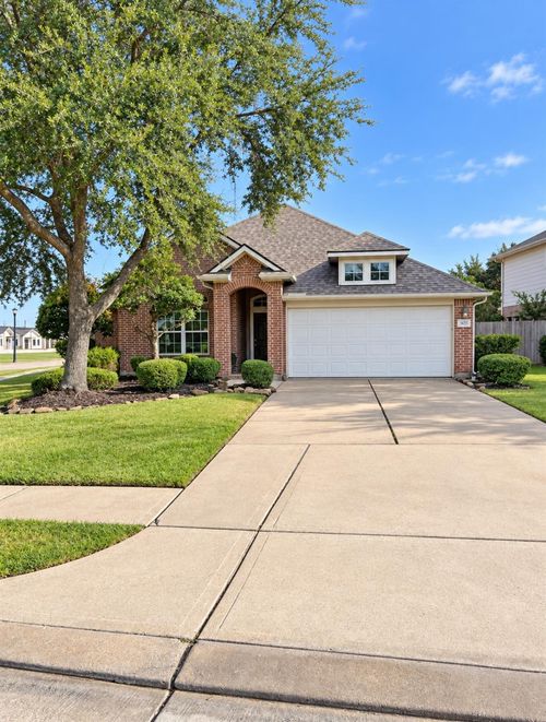 1801 High Falls Ln, Pearland, TX, 77581-5687 | Card Image