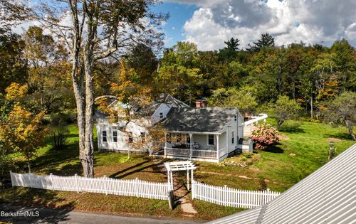 234 County Rd, Becket, MA, 01223-9794 | Card Image