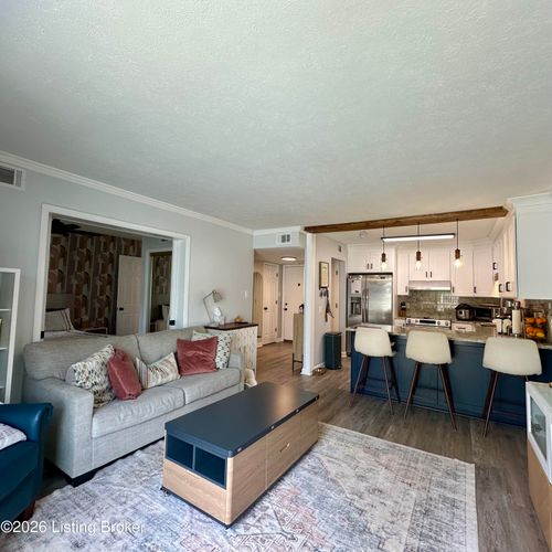 j144-1935 Gardiner Ln, Louisville, KY, 40205-2823 | Card Image