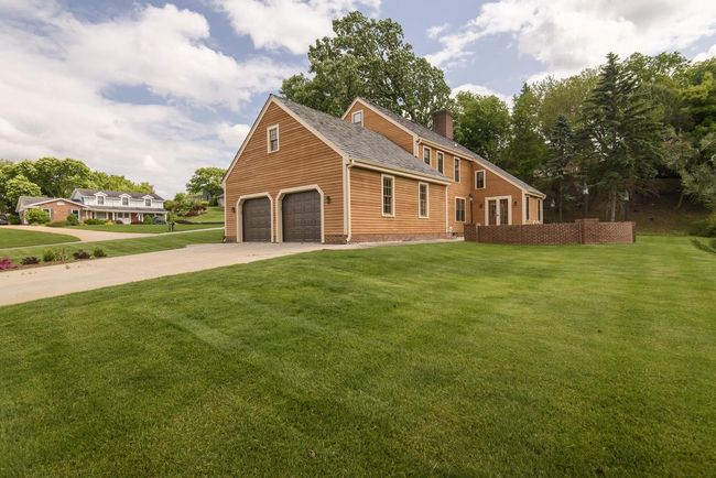 20800 Brook Park Drive, House other with 4 bedrooms, 2 bathrooms and null parking in Brookfield WI | Image 43