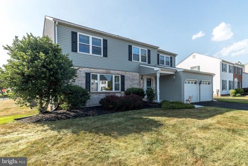 140 Elio Cir, Royersford, PA, 19468-1779 | Card Image