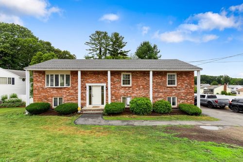 17 Renee Dr, Wakefield, MA, 01880-1220 | Card Image