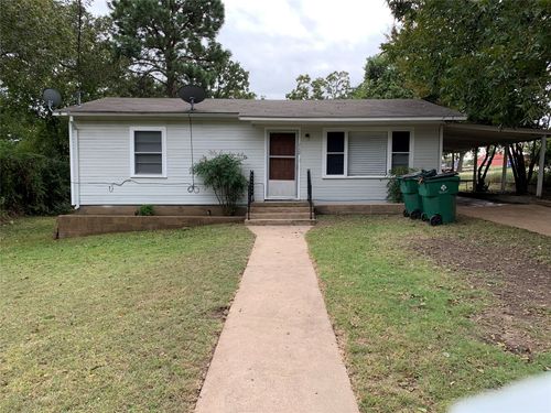 112 E Hill St, Hamilton, TX, 76531-2715 | Card Image