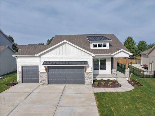 1608 Sw Arbor Park Dr, Lee's Summit, MO, 64082-4224 | Card Image